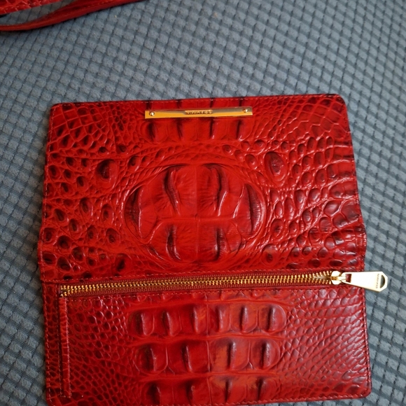 Brahmin bag + matching wallet combo $140 - Picture 5 of 13